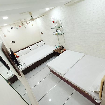 Hotel S Tower Ujjain Exteriör bild
