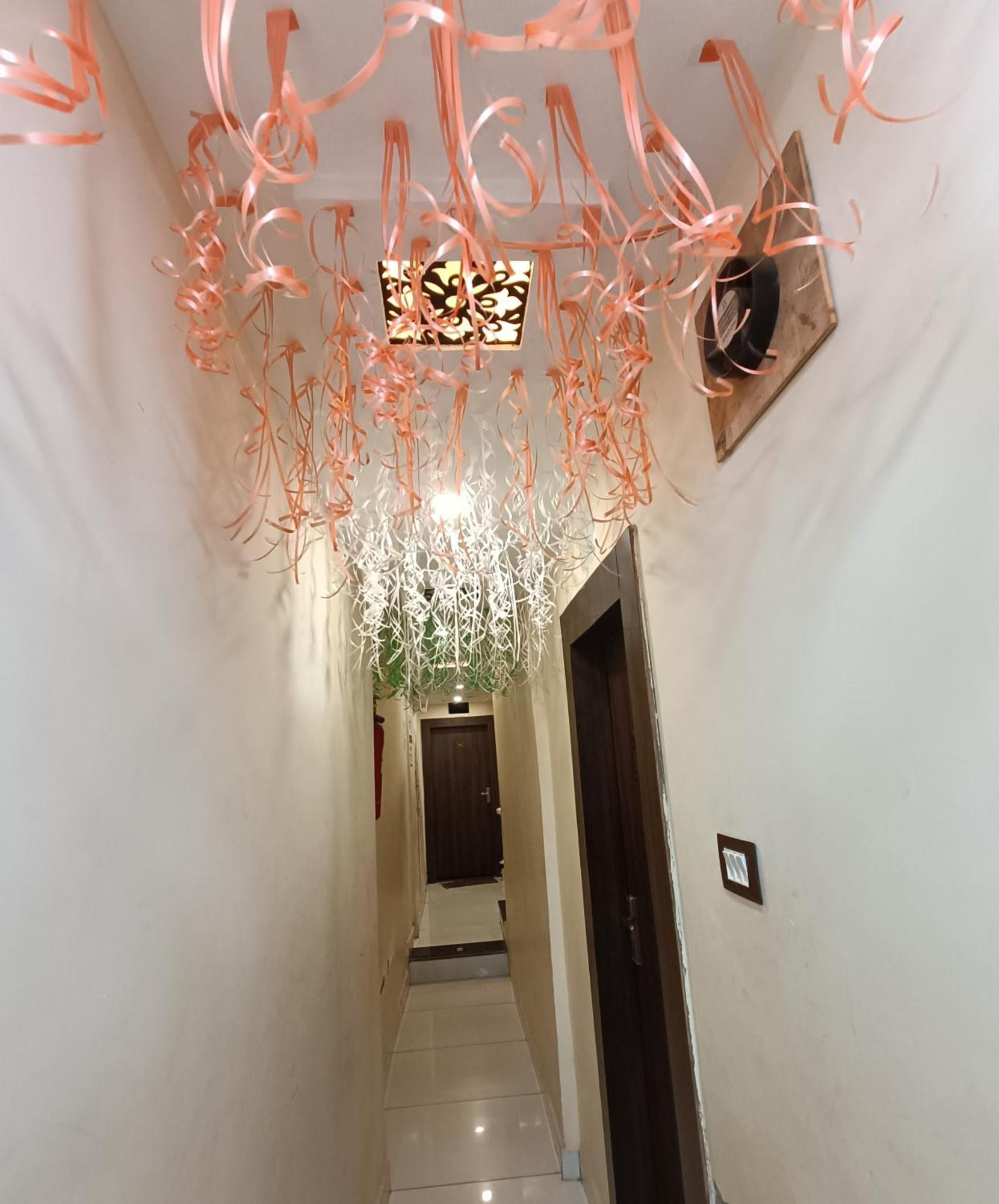 Hotel S Tower Ujjain Exteriör bild